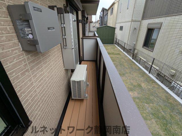 バルコニー　バルコニー付きです