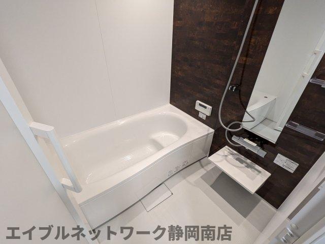 バス・シャワールーム　日々の暮らしに欠かせないお風呂です