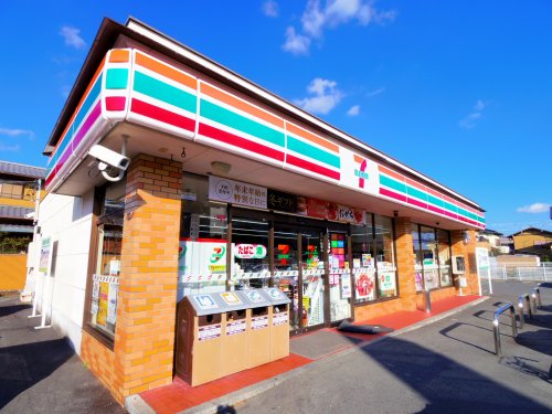 コンビニ　セブンイレブン 焼津小土店（コンビニ）まで634m