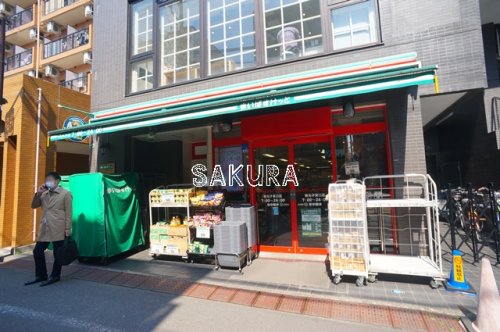 【川崎市中原区上丸子山王町のアパートのスーパー】