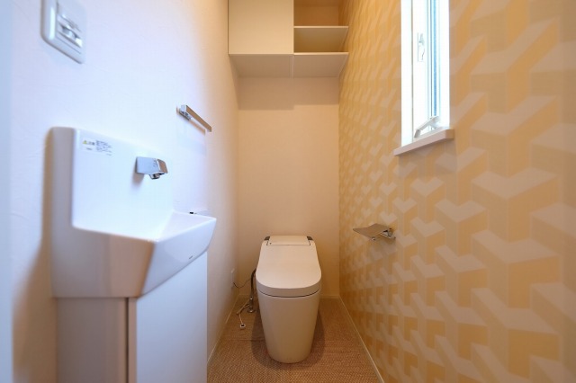 トイレ　トイレ