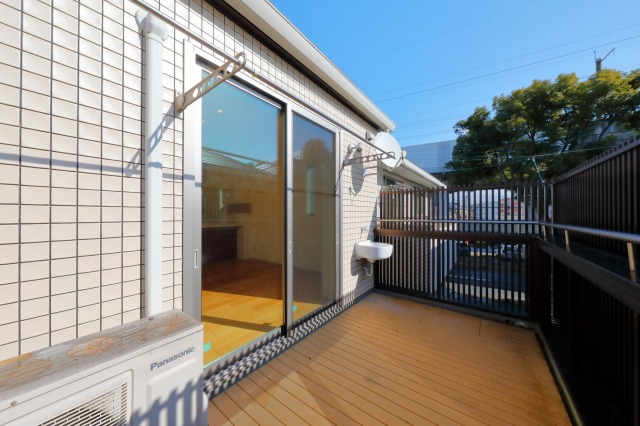 バルコニー　バルコニー