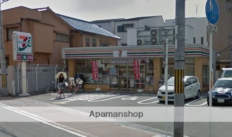コンビニ　セブン－イレブン大阪豊新４丁目店（コンビニ）まで303m