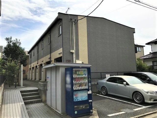 【レオパレスリバストンふじみ野の建物外観】