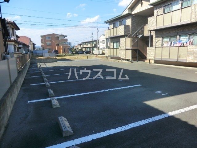 【向日葵の駐車場】