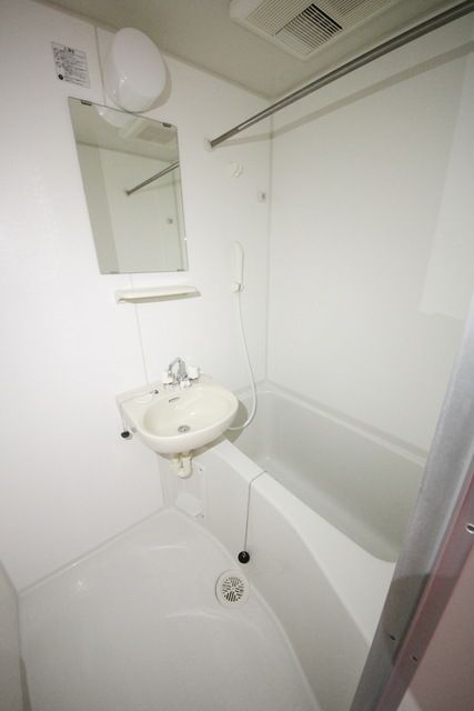 バス・シャワールーム　★見学希望等はタウンハウジング中央林間店までお気軽に♪★