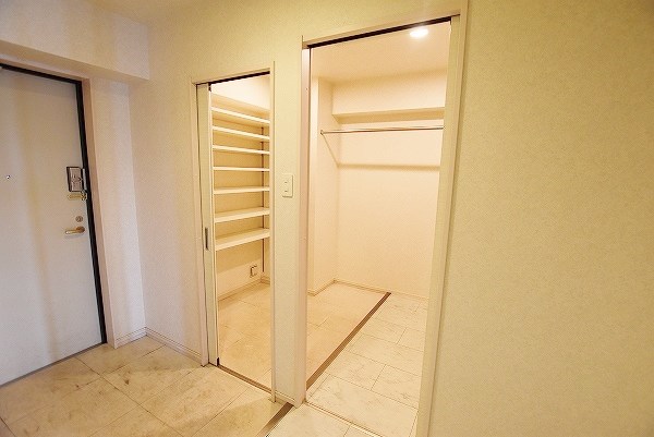 エントランス　★シューズクローク★