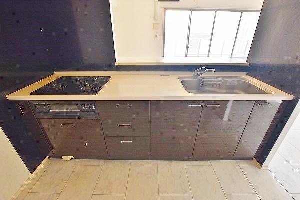 キッチン　★システムキッチングリル付き/３口コンロ★