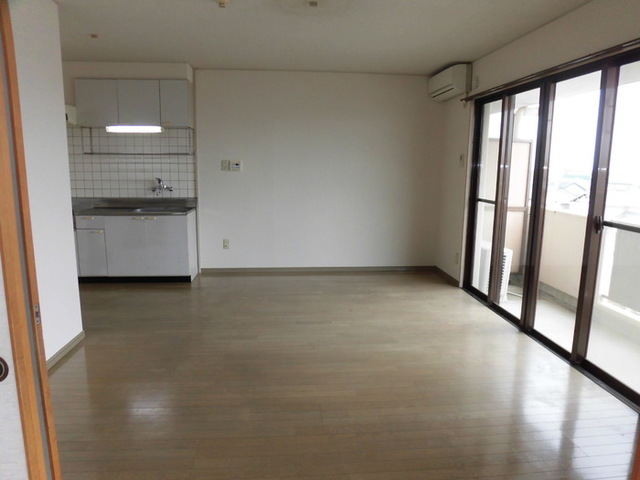 居室・リビング　４０５　ＬＤＫ