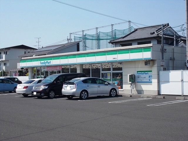 コンビニ　ファミリーマート若葉町店（コンビニ）まで220m