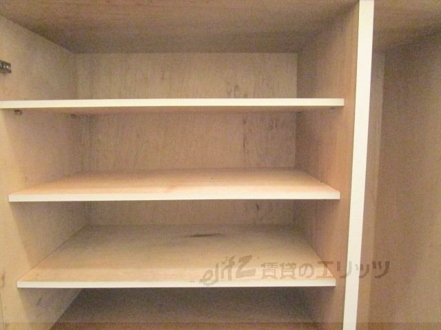 その他設備　下駄箱