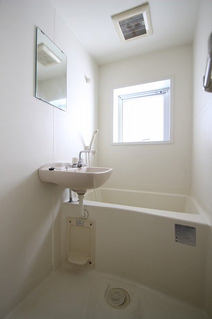 バス・シャワールーム　同物件別室です。