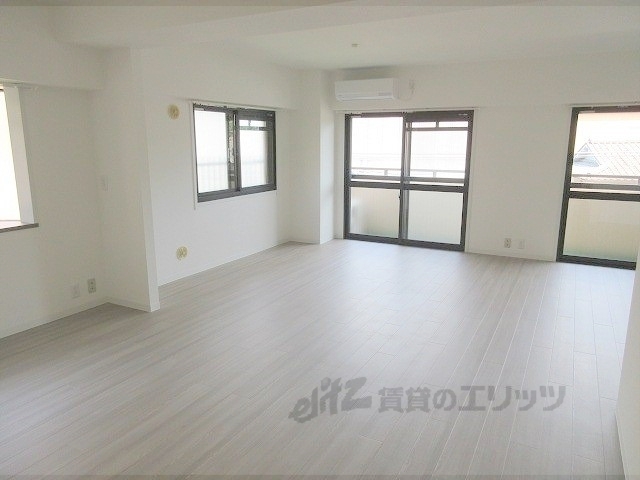 居室・リビング　洋室