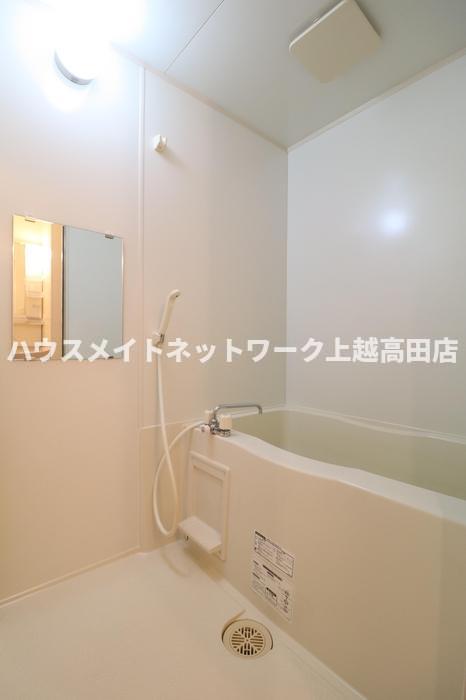 バス・シャワールーム　浴室