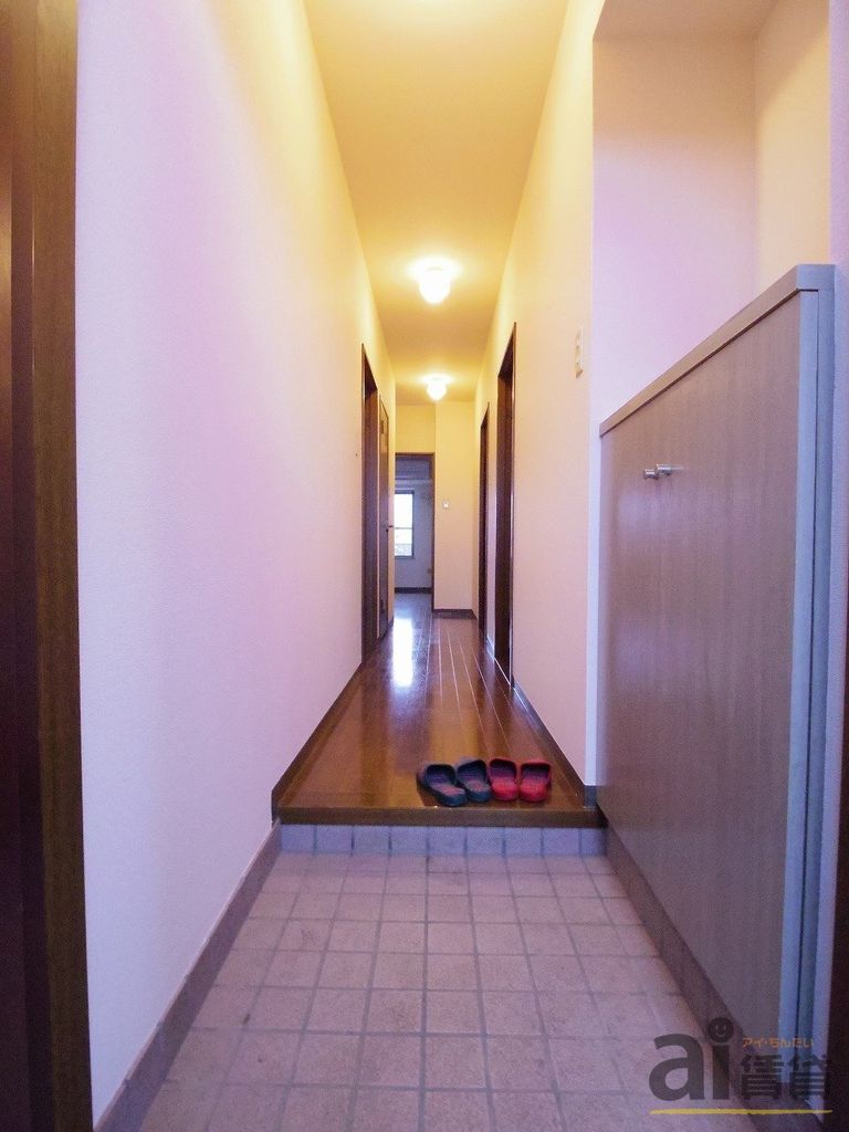 玄関　※同仕様写真です