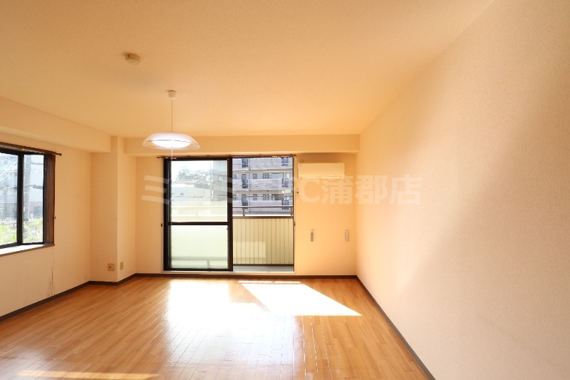 居室・リビング　同タイプ