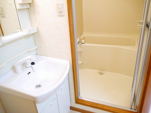 洗面設備　忙しい朝には欠かせない洗面所です