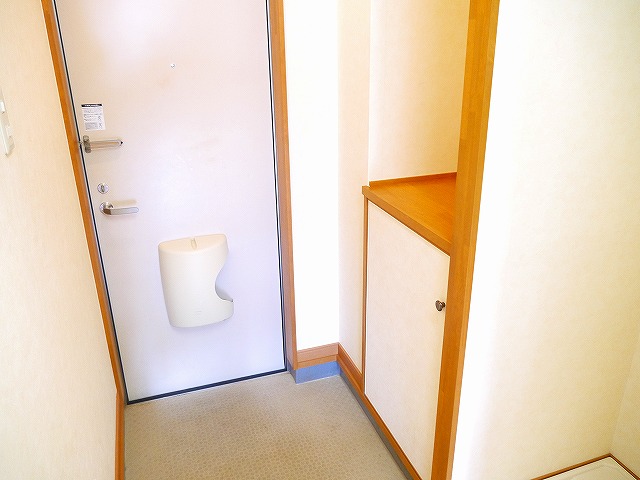 玄関　シンプルで使いやすい玄関です