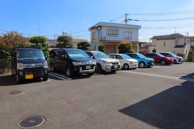 駐車場　駐車場