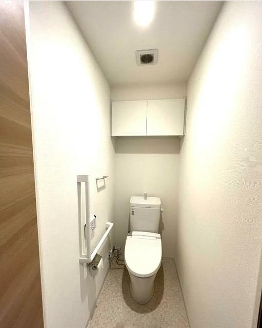 トイレ　※同部件の別部屋です。