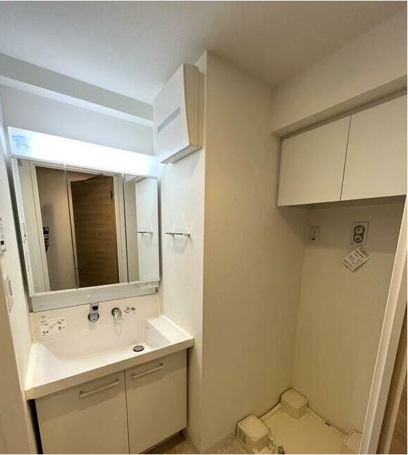 洗面設備　※同部件の別部屋です。