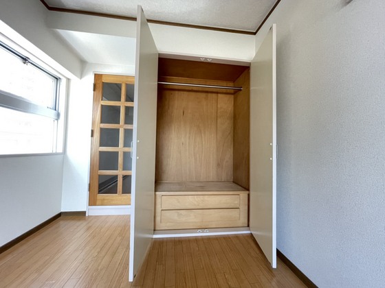 収納　※別号室の写真です。