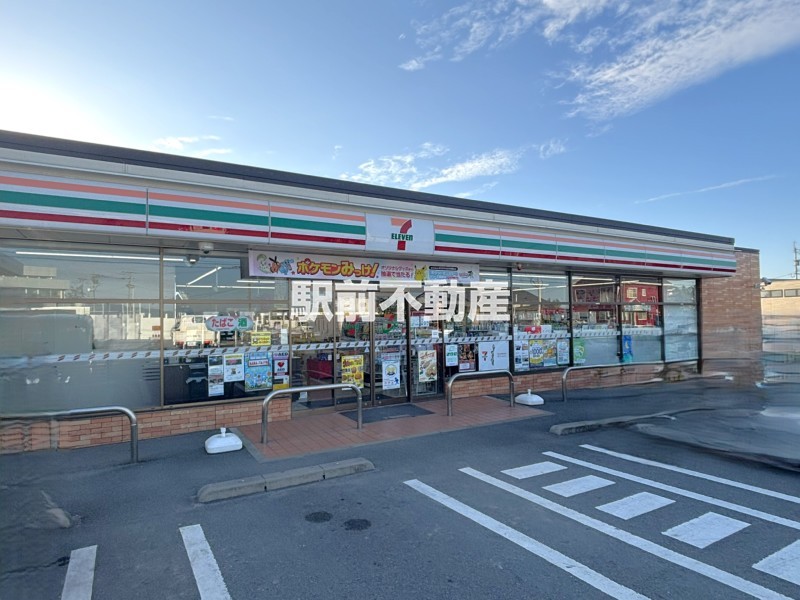 コンビニ　セブンイレブン　塩塚店（コンビニ）まで200m