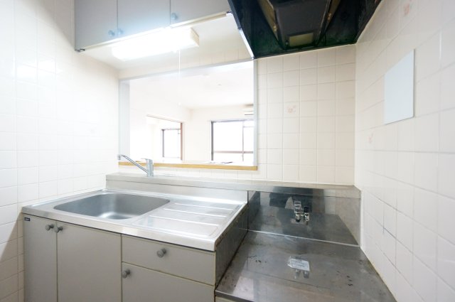 キッチン　水曜日、営業時間外もご相談ください！