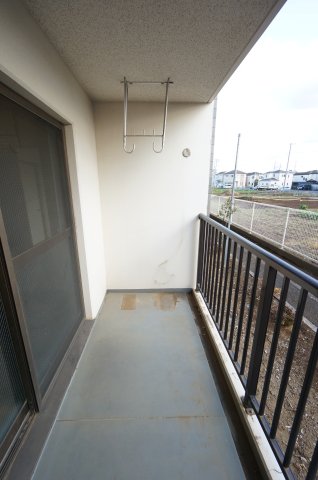 バルコニー　水曜日、営業時間外もご相談ください！