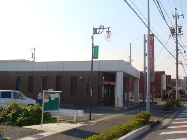 銀行　ＵＦＪ銀行（銀行）まで1600m
