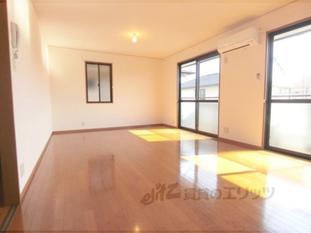 居室・リビング　リビング