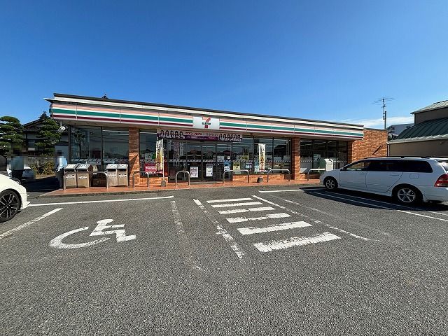 コンビニ　セブンイレブン白藤１丁目店（コンビニ）まで630m