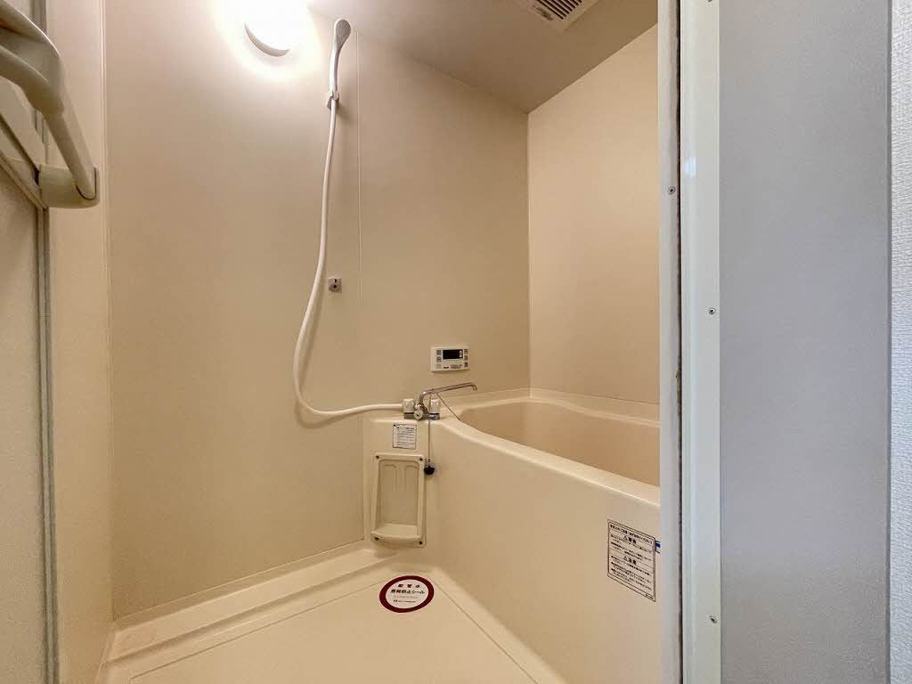 バス・シャワールーム　浴室