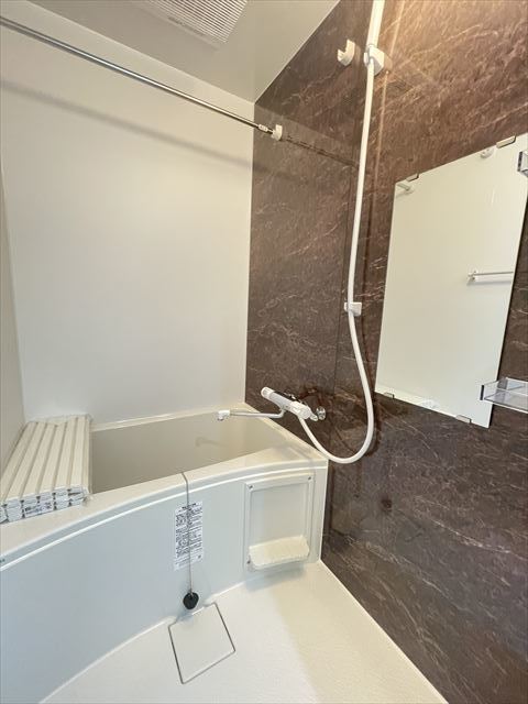 バス・シャワールーム　バスルーム