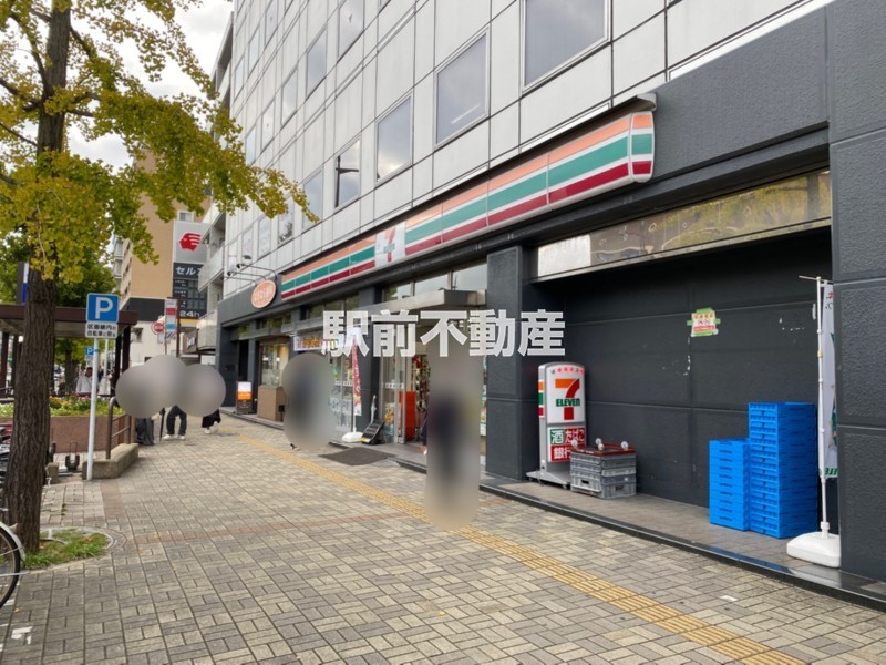 コンビニ　セブンイレブン福岡大濠公園駅前店（コンビニ）まで100m