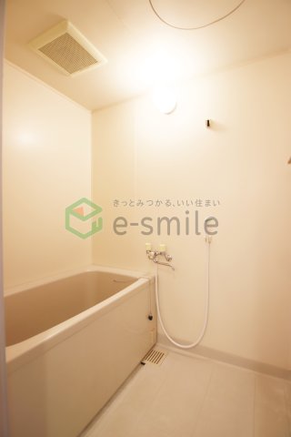 バス・シャワールーム　お風呂で日々の疲れを落としましょう