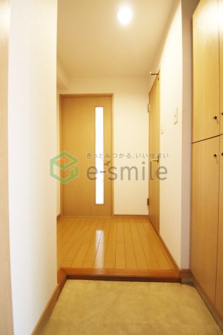 玄関　落ち着いた玄関です