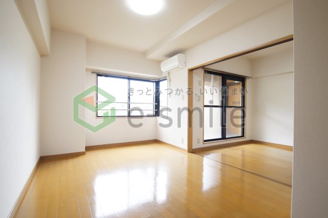 居室・リビング　使いやすい居間です