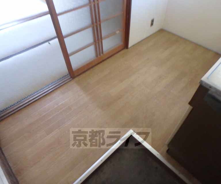 その他部屋・スペース　玄関から廊下にかけて