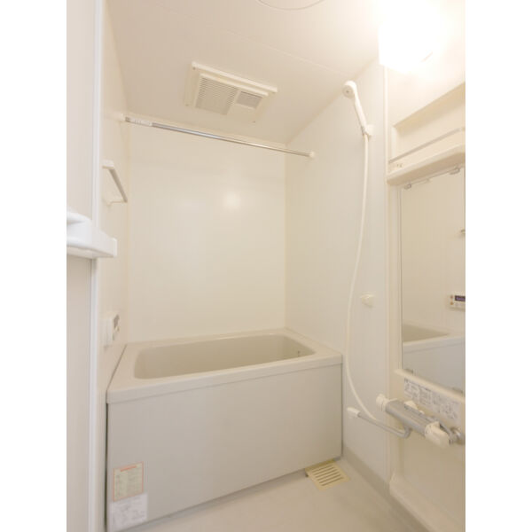 バス・シャワールーム　※509号室の写真です