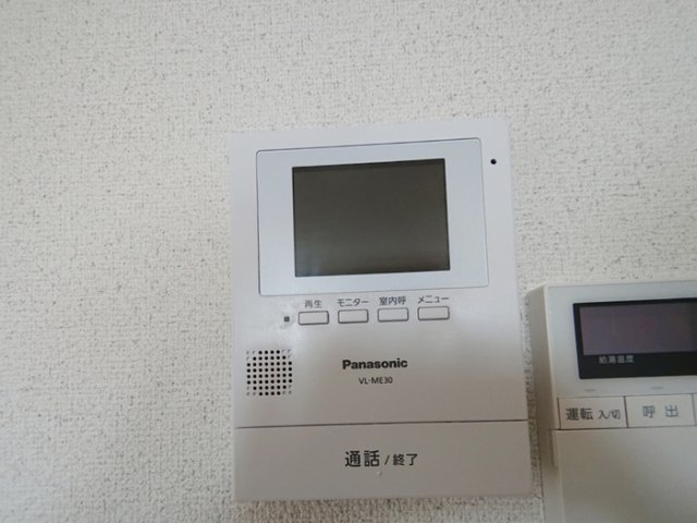 セキュリティ　同物件、別号室の写真です。