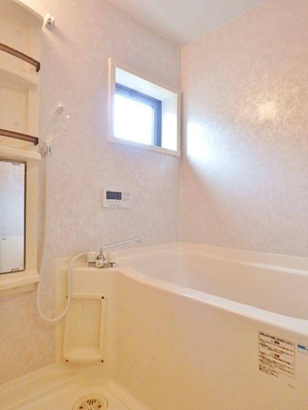 バス・シャワールーム　図面と現状に相違がある場合には現状を優先