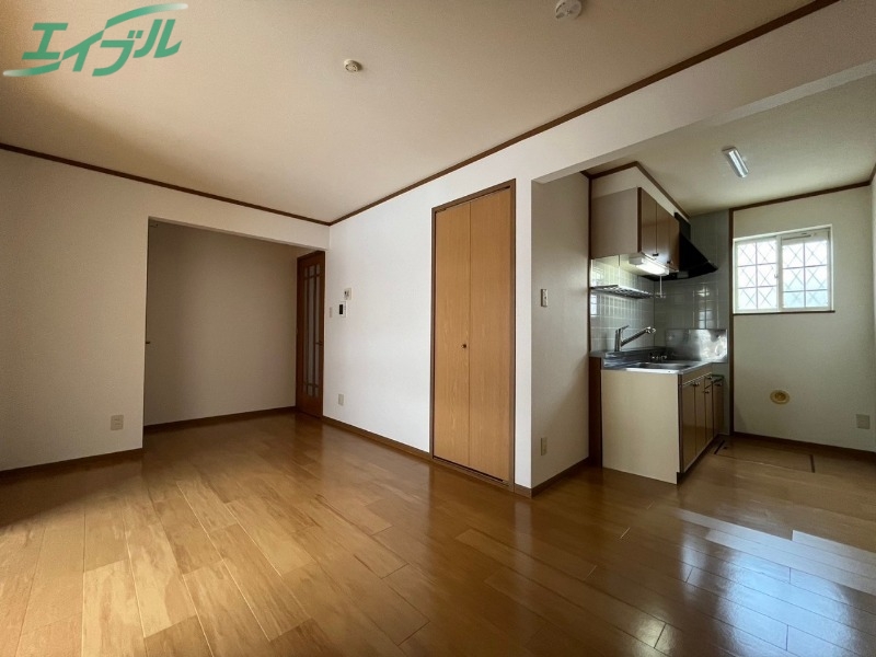 居室・リビング　別部屋参考写真です。