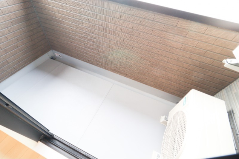 バルコニー　図面と現状に相違がある場合には現状を優先