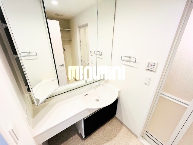 洗面設備　便利な独立洗面所?