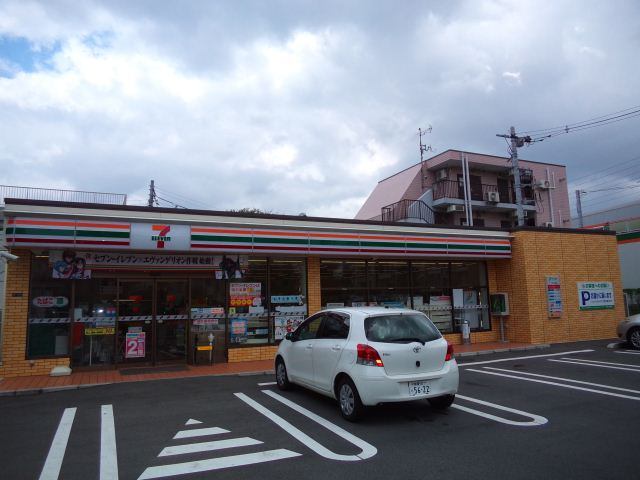 コンビニ　セブンイレブン三鷹むらさき橋通り店（コンビニ）まで219m