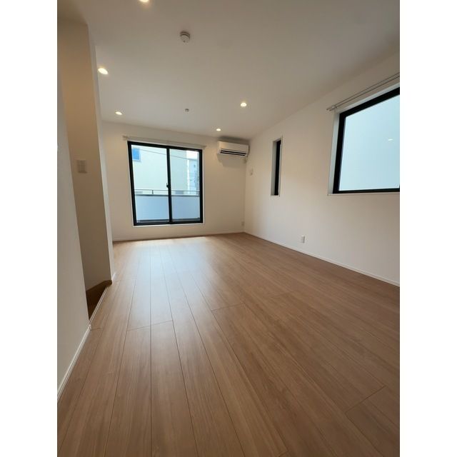 居室・リビング　★お部屋探しはタウンハウジング稲田堤店まで★