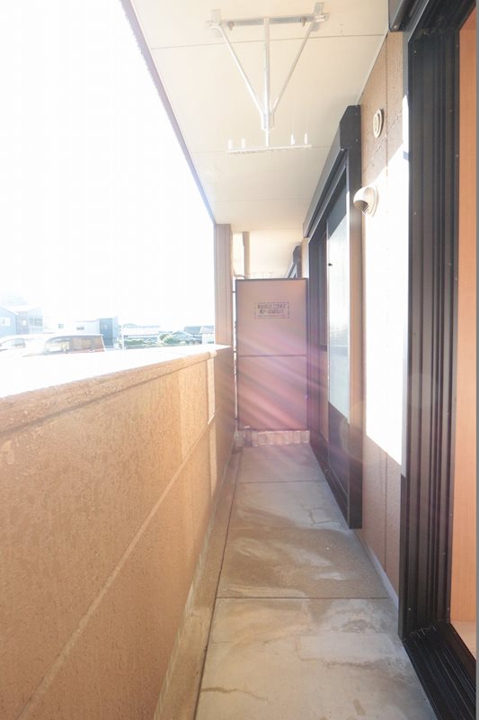 バルコニー　ベランダも広々。