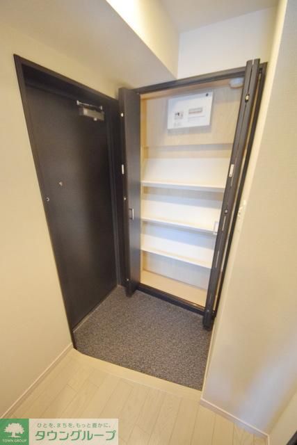 玄関　★★収納力のある下駄箱です★★