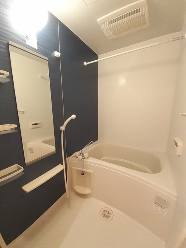 バス・シャワールーム　図面と現状に相違がある場合には現状を優先